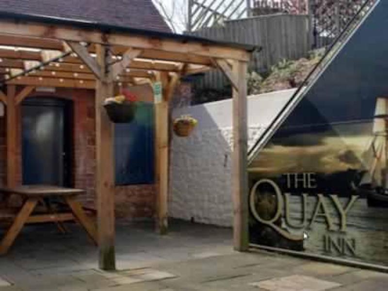 مينهيد The Quay Inn المظهر الخارجي الصورة